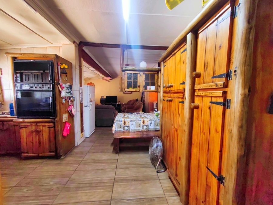 8 Bedroom Property for Sale in Potchefstroom Rural North West